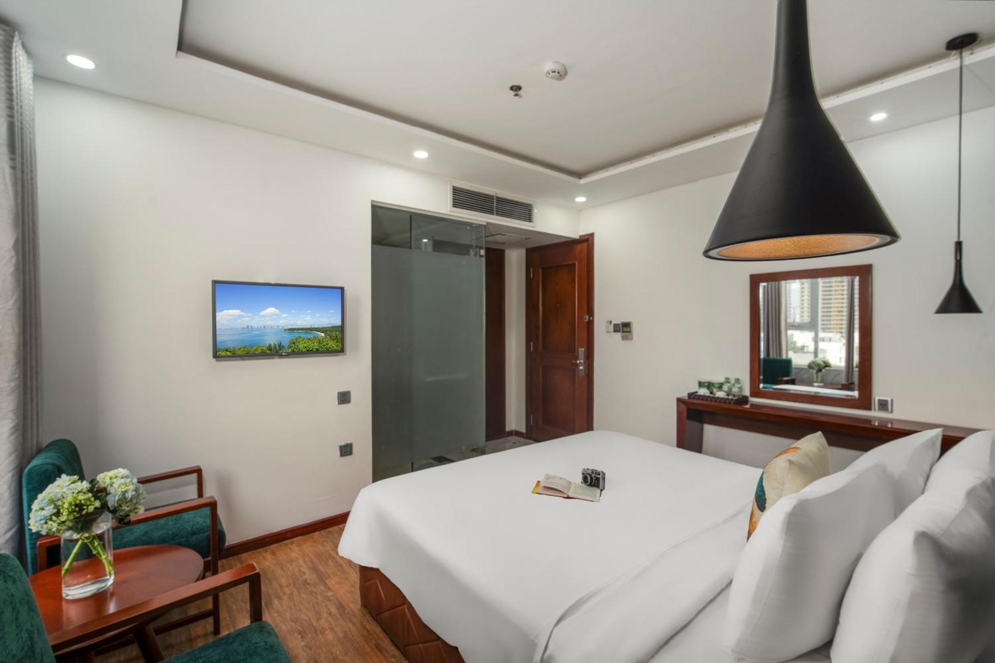 Crystal Hotel By Ha My Da Nang Dış mekan fotoğraf